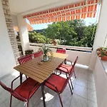 Apartman Angela Kampor
