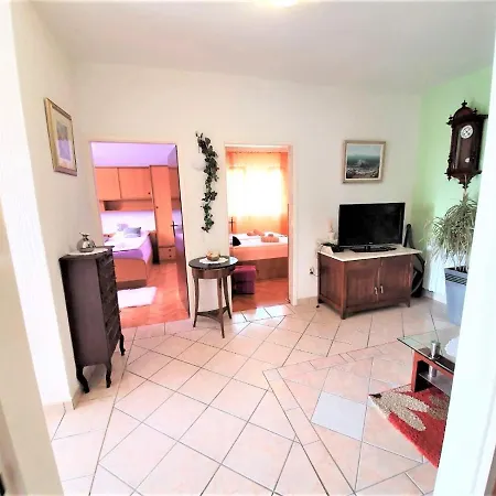 Angela Apartment