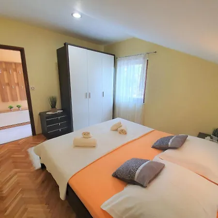 Angela Apartment *