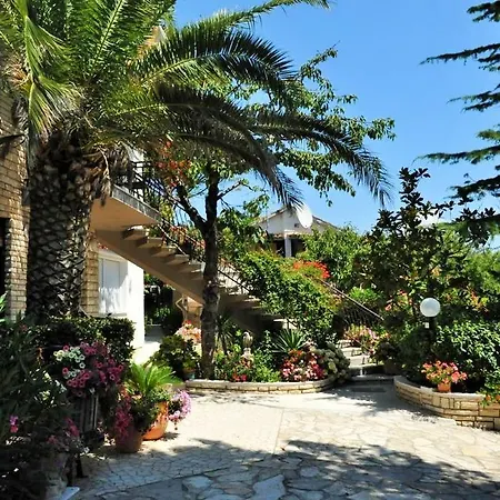 Angela Apartment