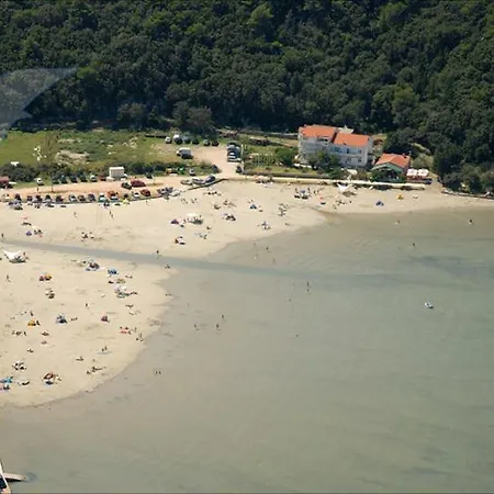 Angela Apartmán Kampor