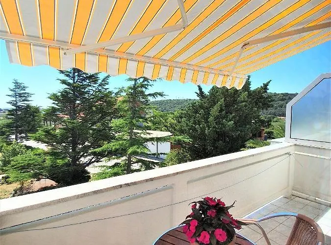 Angela Apartament Kampor