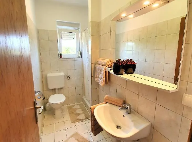 Apartament Angela Kampor