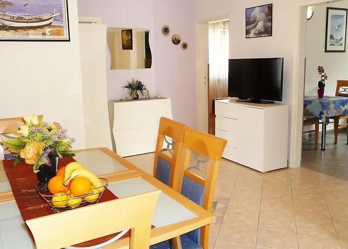 Apartament Angela Kampor