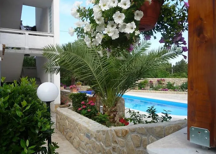 Apartament Angela Kampor