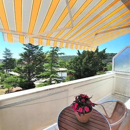 Angela Lägenhet Kampor