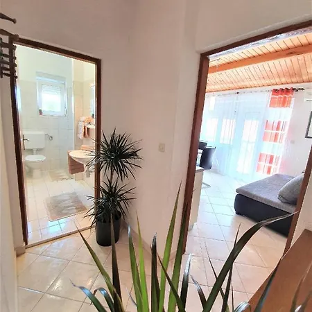 Angela Appartement *