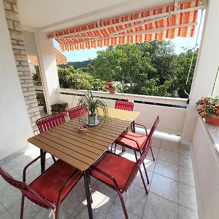 Appartement Angela Kampor